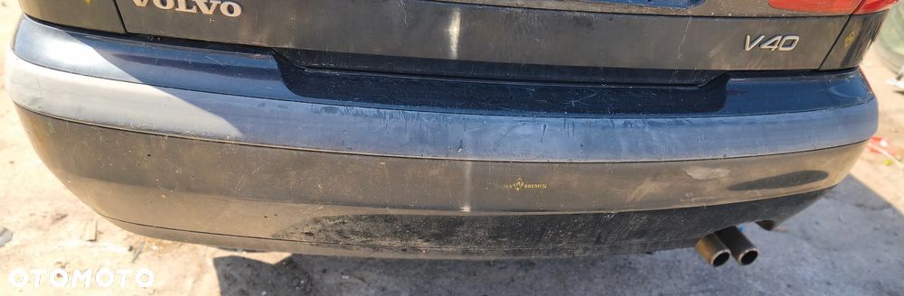 VOLVO V40 I 00r ZDERZAK TYŁ TYLNY - 1