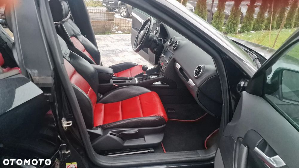 Audi A3 Sportback 2.0 TDI DPF quattro S line Sportpaket - 22