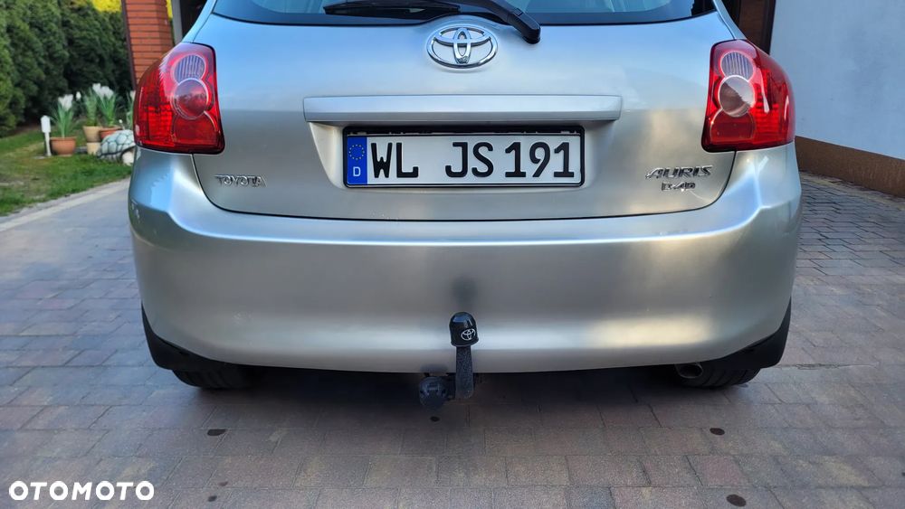 Toyota Auris 2.0 D-4D Edition - 17