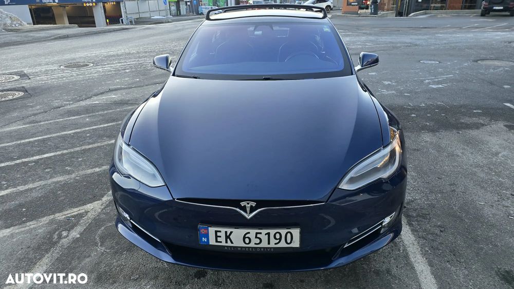 Tesla Model S 85D Allradantrieb Performance - 13