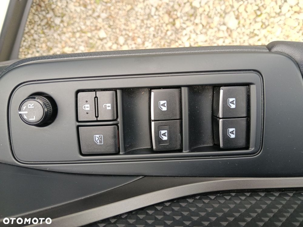 Toyota C-HR 1.8 Hybrid Premium - 15