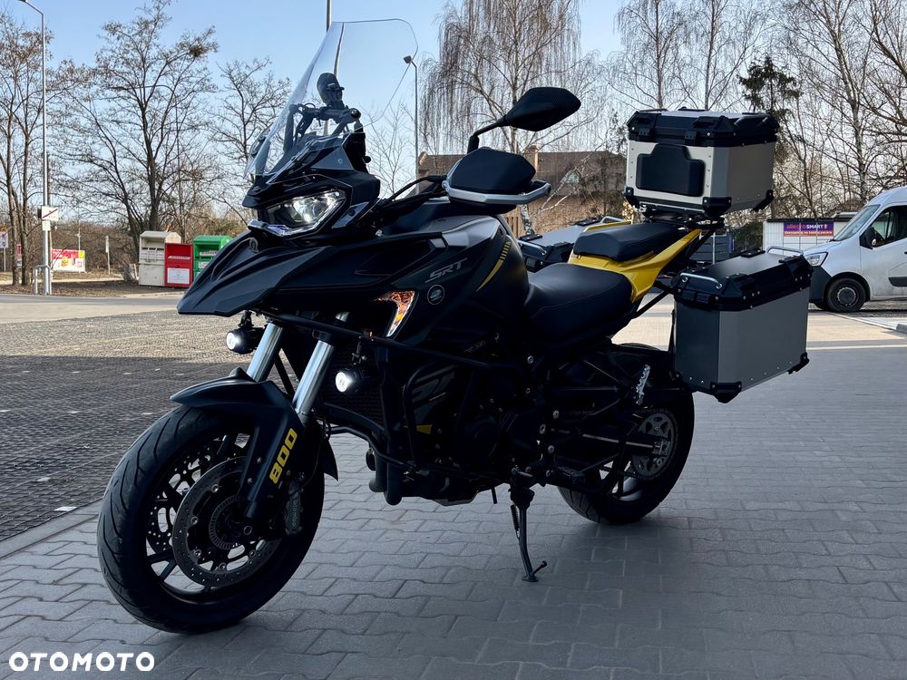 QJMOTOR SRT 800S - 5
