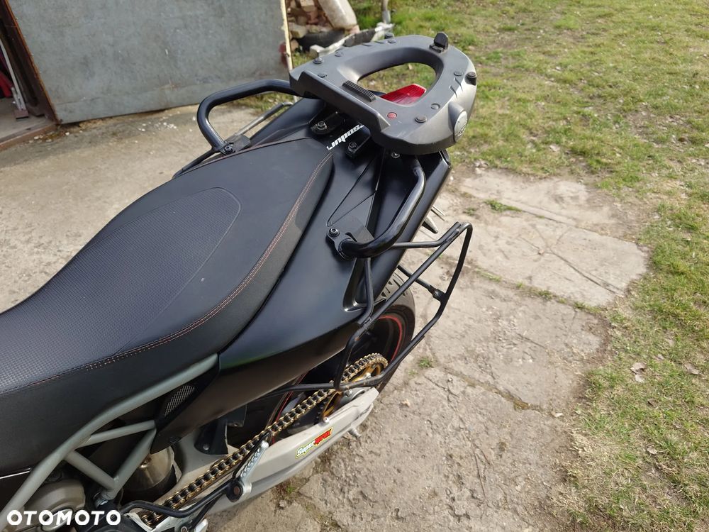 Aprilia Dorsoduro - 17