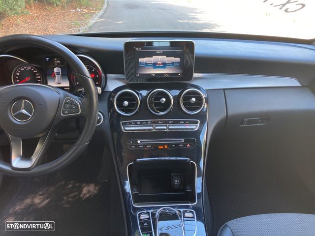 Mercedes-Benz C 180 d Avantgarde Aut. - 21