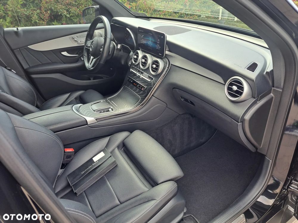 Mercedes-Benz GLC - 8