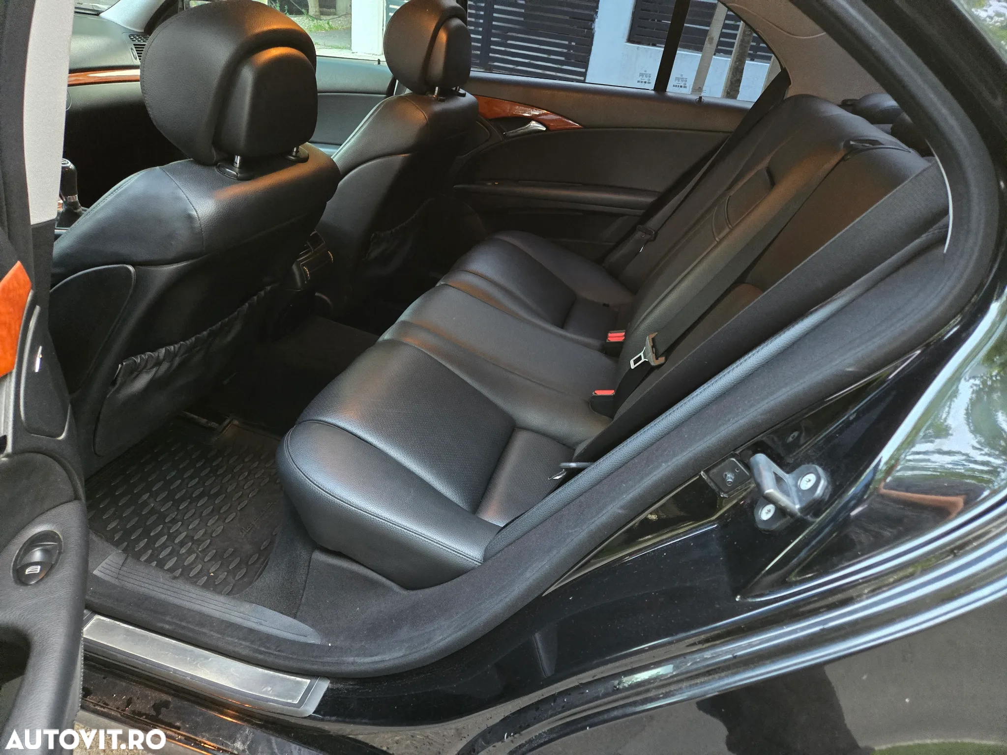 Mercedes-Benz E 220 CDI Elegance DPF - 3