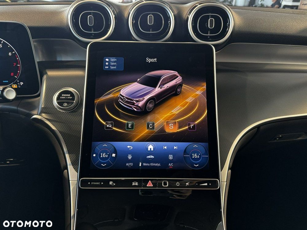 Mercedes-Benz GLC - 29