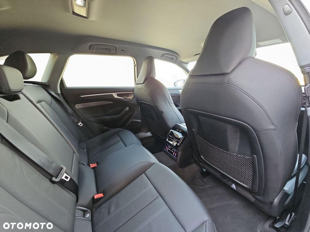 Audi A6 Avant - 27