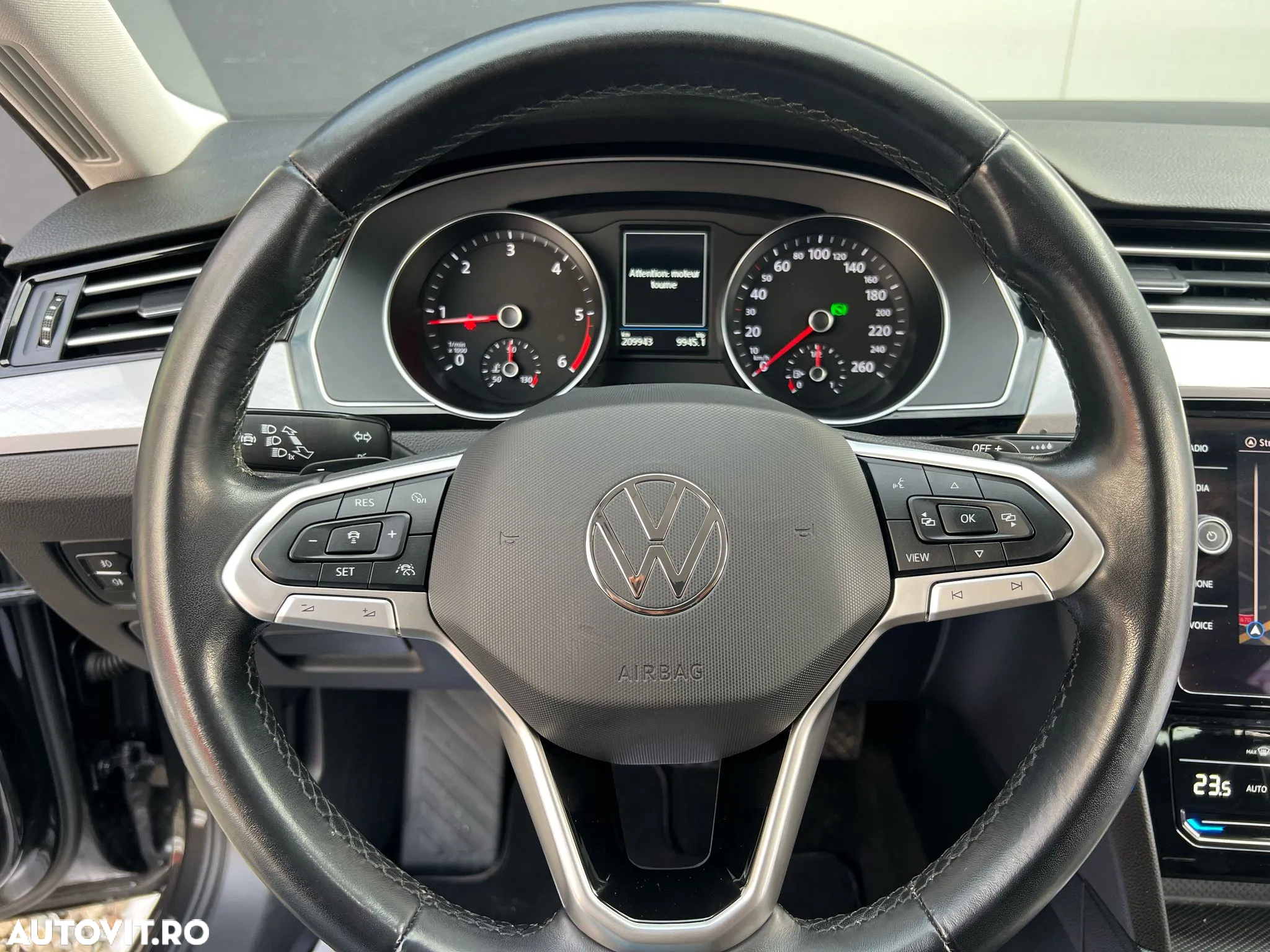 Volkswagen Passat Variant 2.0 TDI SCR DSG Business - 20