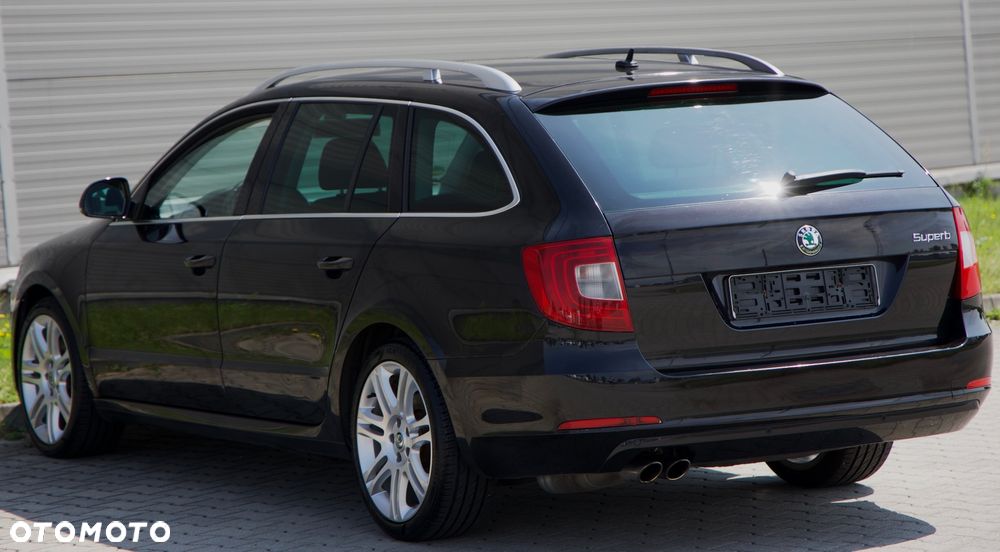 Skoda Superb 1.8 TSI DSG FAMILY - 36