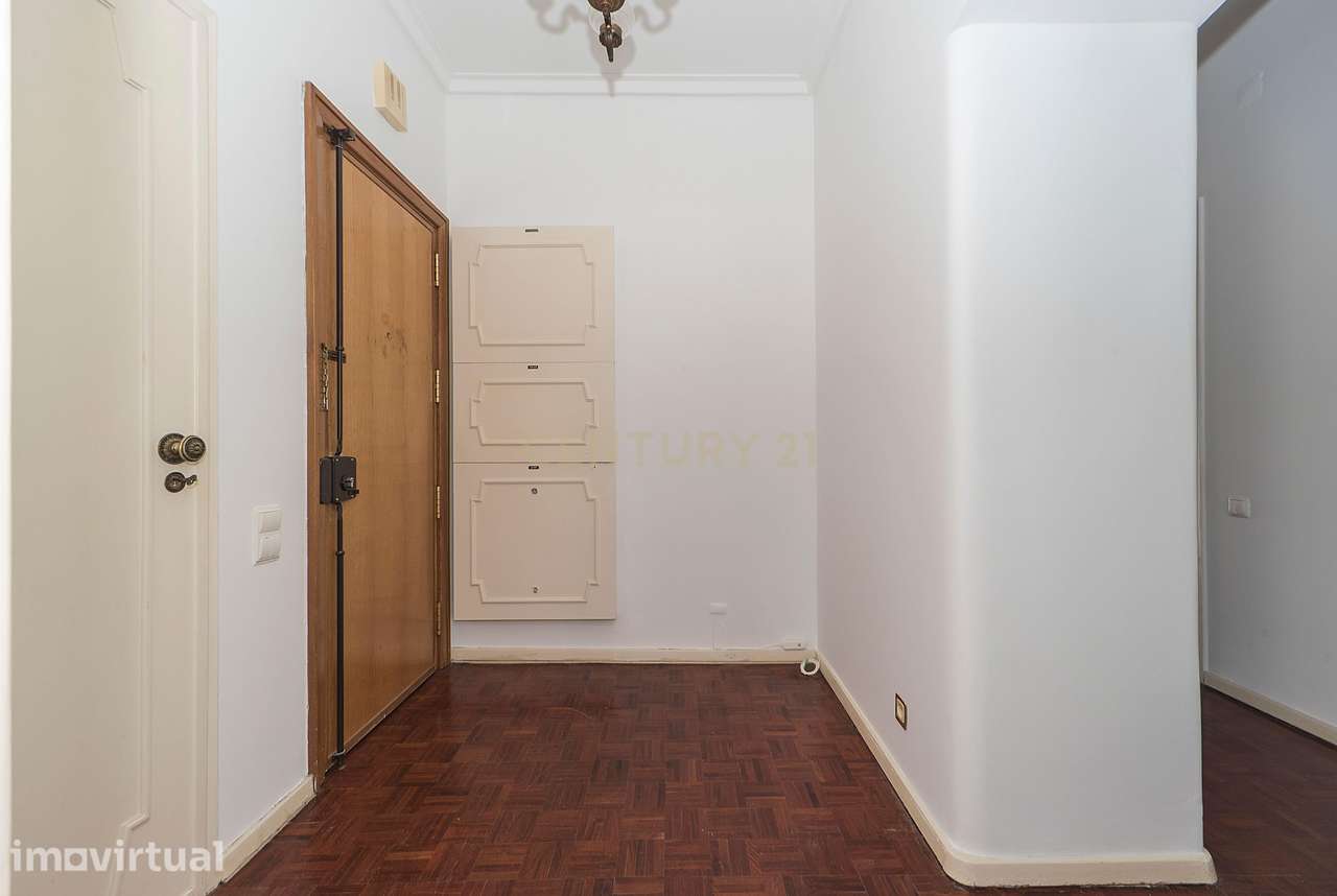 Apartamento T3 para Arrendamento - São Domingos de Benfica, Lisboa - Grande imagem: 5/35