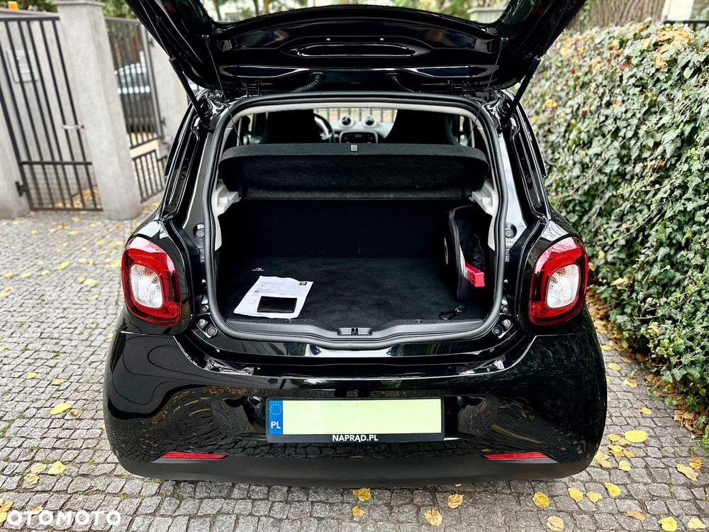 Smart Forfour EQ - 8