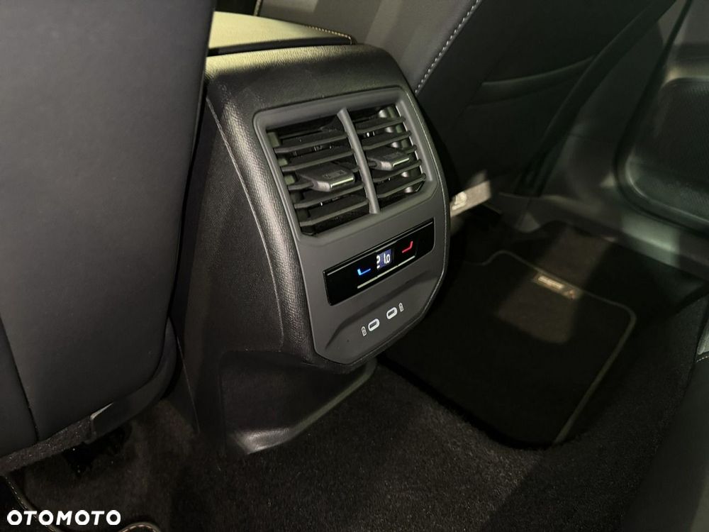 Cupra Formentor 1.5 eTSI DSG - 29
