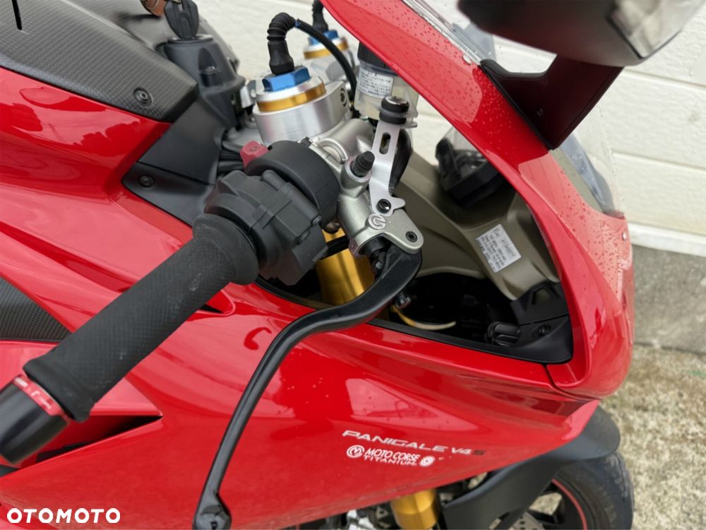 Ducati Panigale V4S - 10