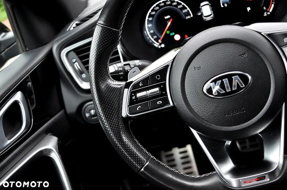 Kia Ceed 1.6 CRDi SCR GT-Line DCT - 26