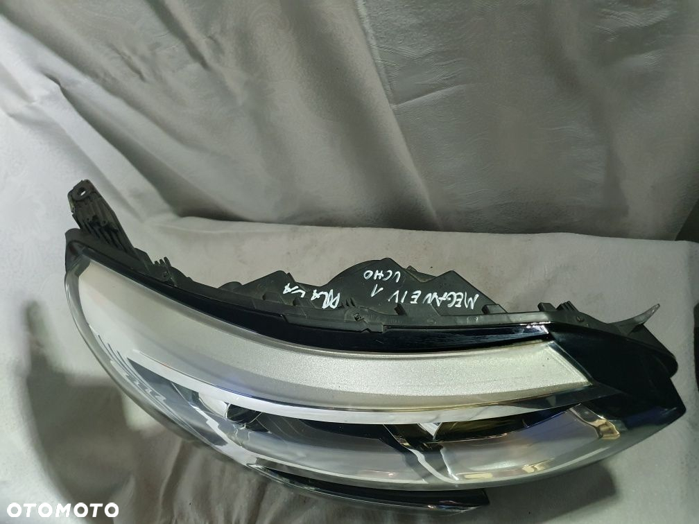 Lampa prawa h7 i led Renault Megane IV 4 Europa Komplet - 4