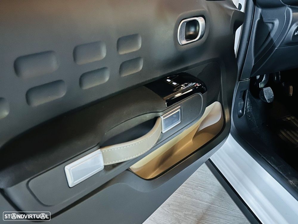 Citroën C3 1.2 PureTech Feel - 21