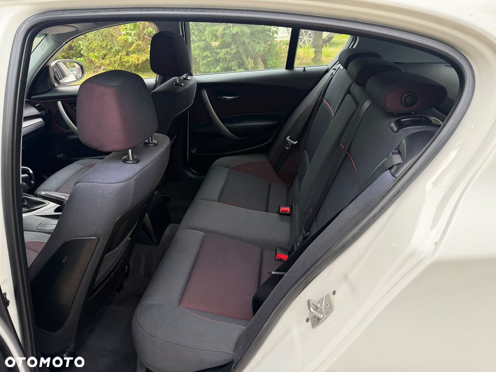 BMW Seria 1 - 16