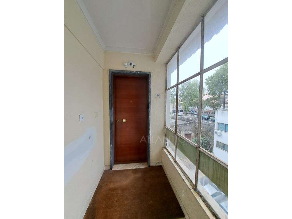 Apartamento T2 em Sintra - Grande imagem: 2/10