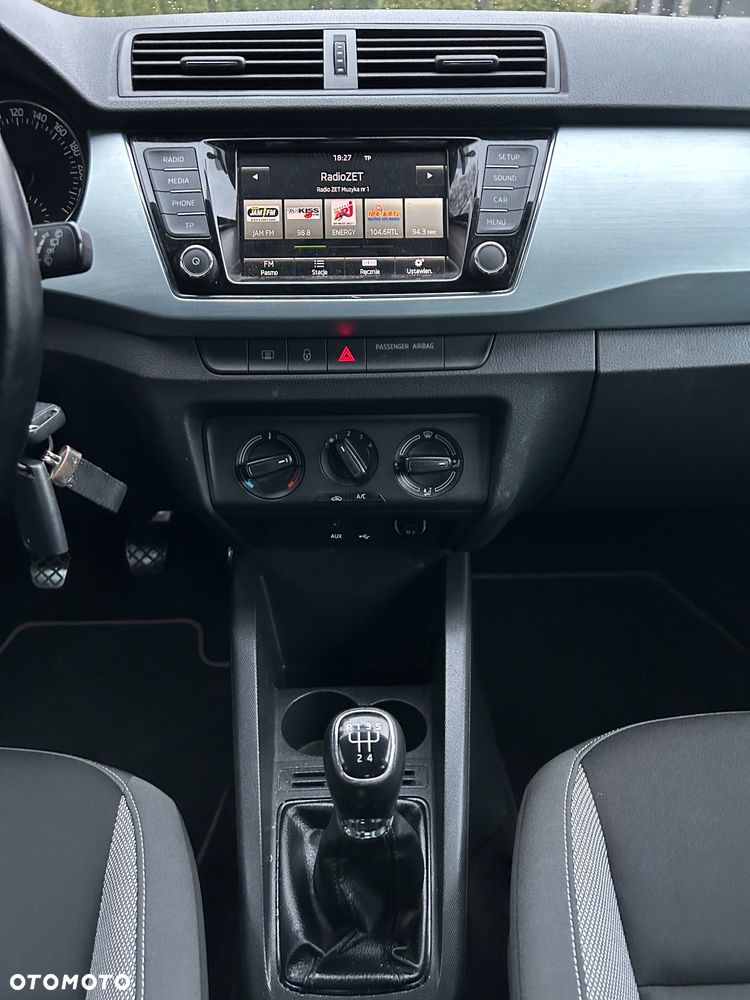 Skoda Fabia 1.2 TSI Cool Edition Red & Grey - 16