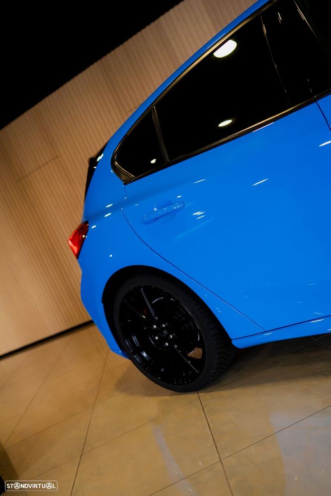 Ford Focus 2.3 EcoBoost S&S ST - 11