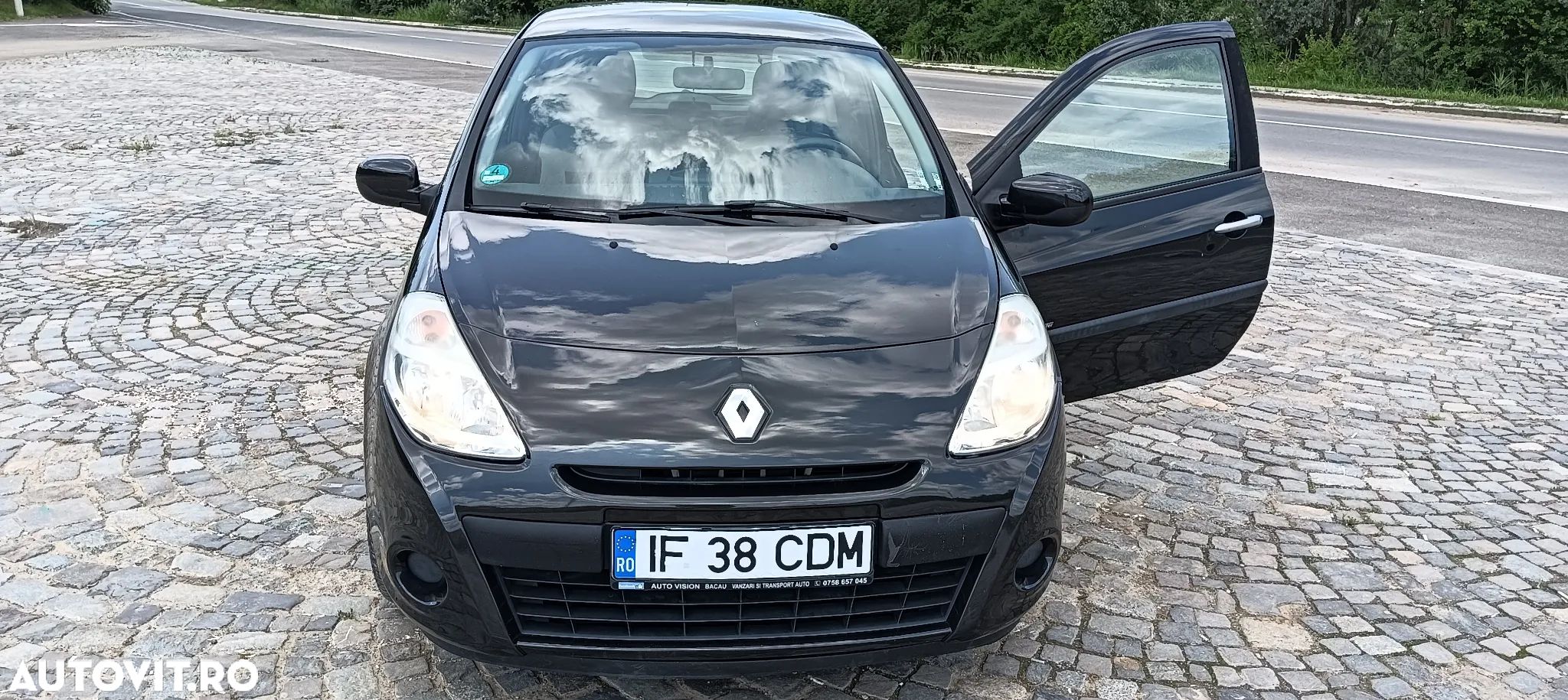 Renault Clio 1.2 16V 75 Dynamique - 1
