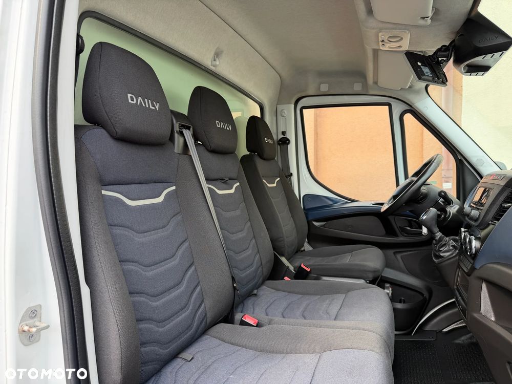 Iveco Daily 3,0 Izoterma 10 EP Winda - 26