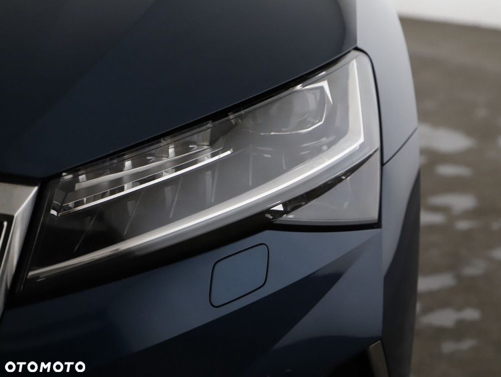 Skoda Superb 2.0 TDI SCR L&K DSG - 30