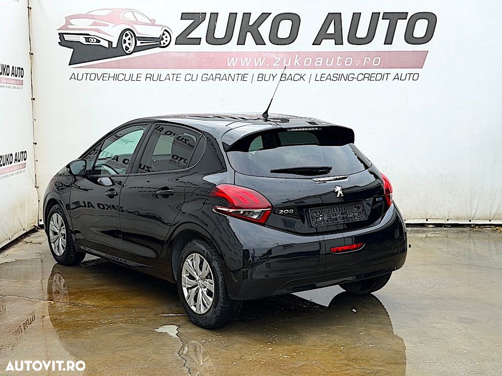 Peugeot 208 Blue-HDi 100 Stop&Start Style - 4