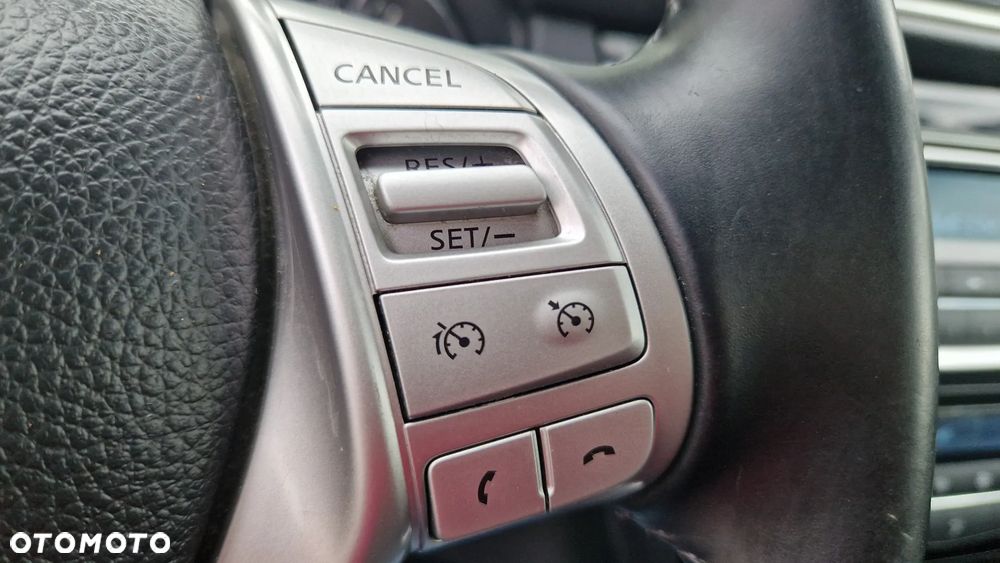 Nissan Qashqai 1.5 dCi DPF visia - 18
