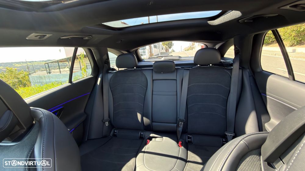 Mercedes-Benz E 300 - 4