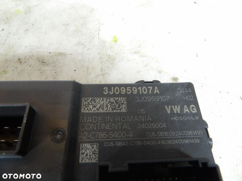 SKODA SUPERB IV 4 KOMBI MODUŁ STEROWNIK KLAPY 3J0959107A - 3