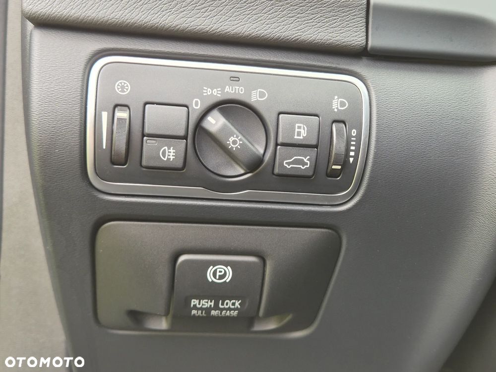 Volvo V60 T3 Edition - 22