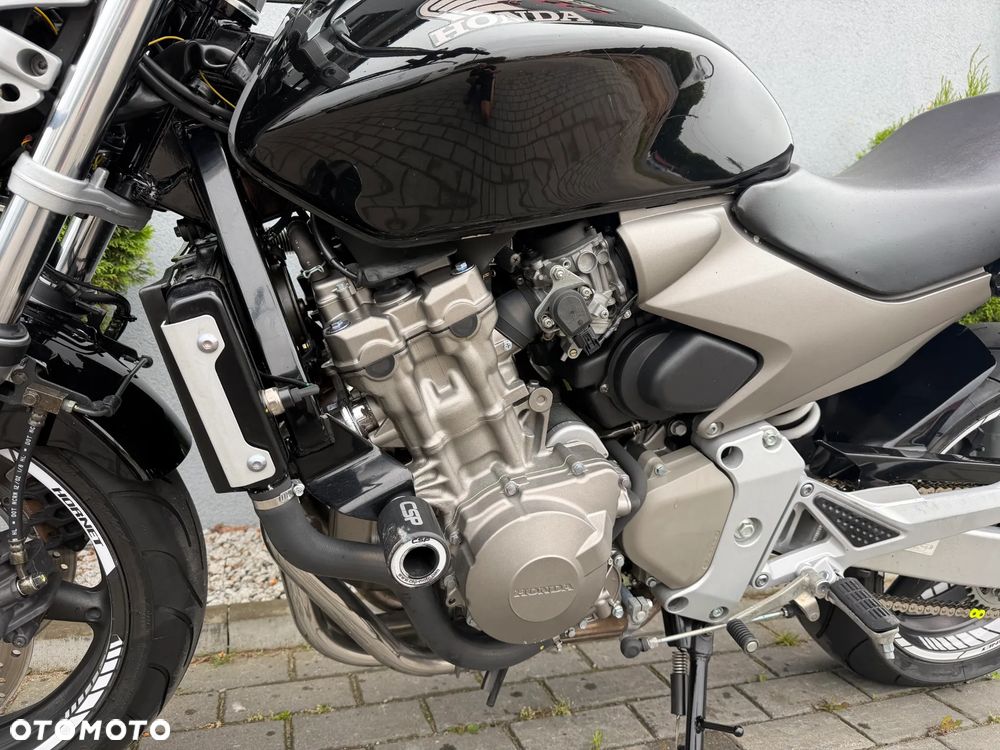 Honda Hornet - 37
