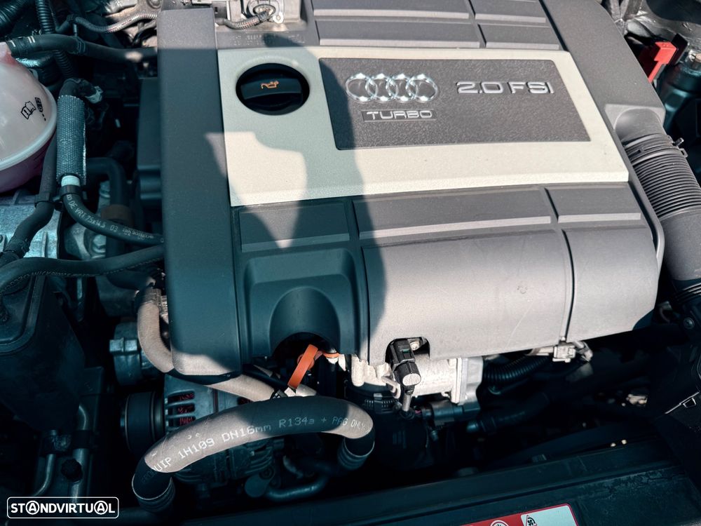 Audi TT Coupé quattro Sport - 25