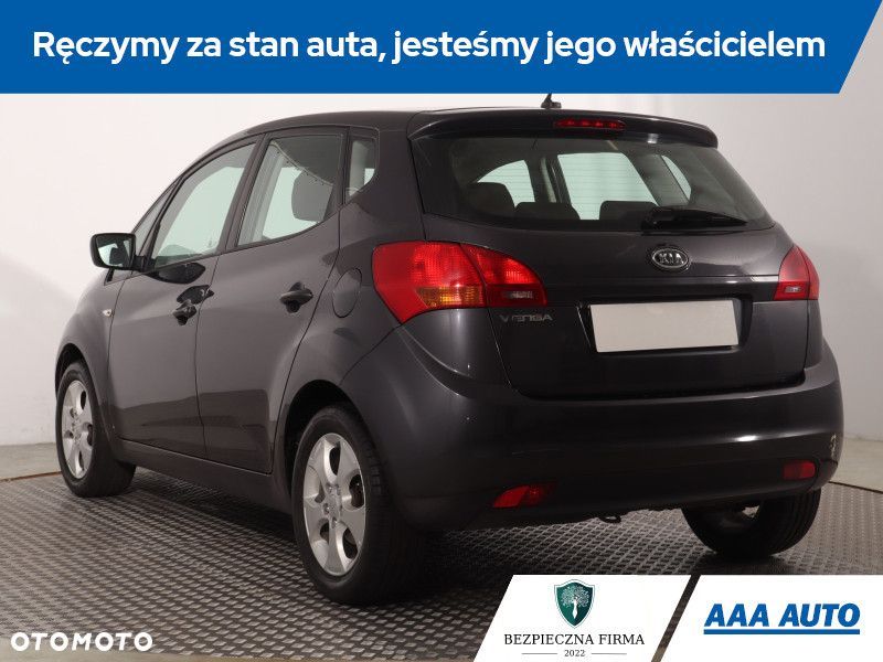 Kia Venga - 6