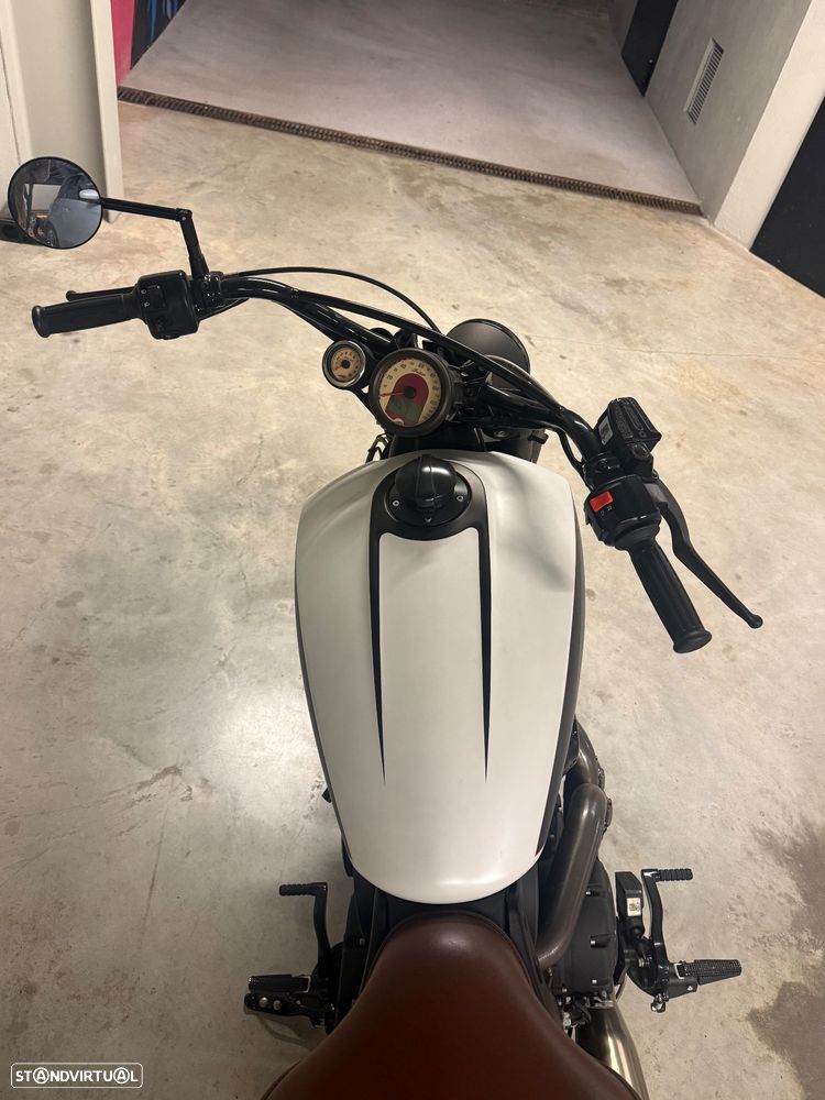 Indian Scout Custom - 5