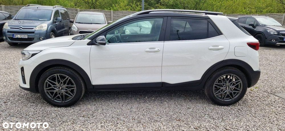 Kia Stonic - 4