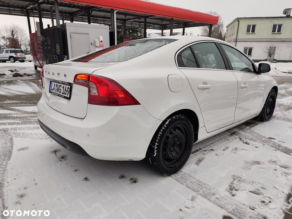 Volvo S60 - 15