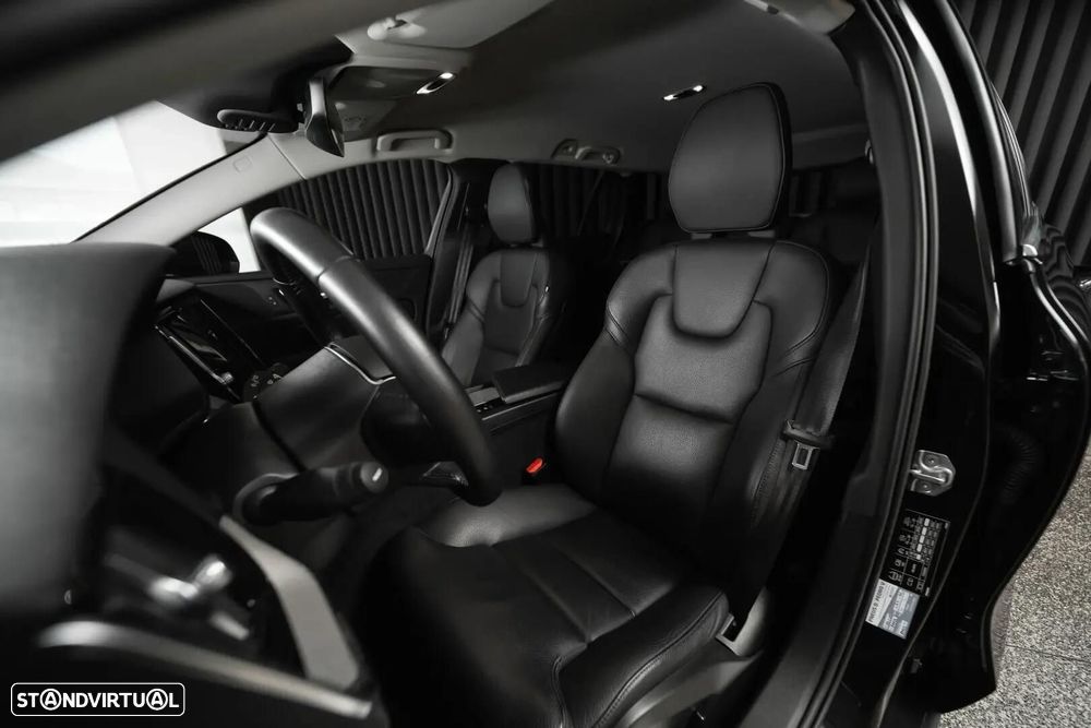 Volvo V60 2.0 B4 Momentum Geartronic - 37