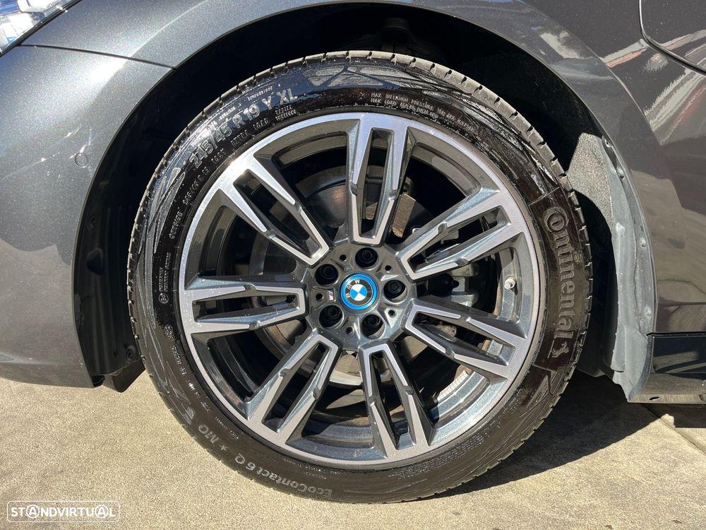 BMW 530 e Pack Desportivo M - 16
