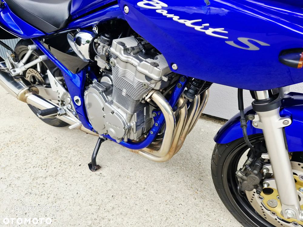 Suzuki Bandit - 24