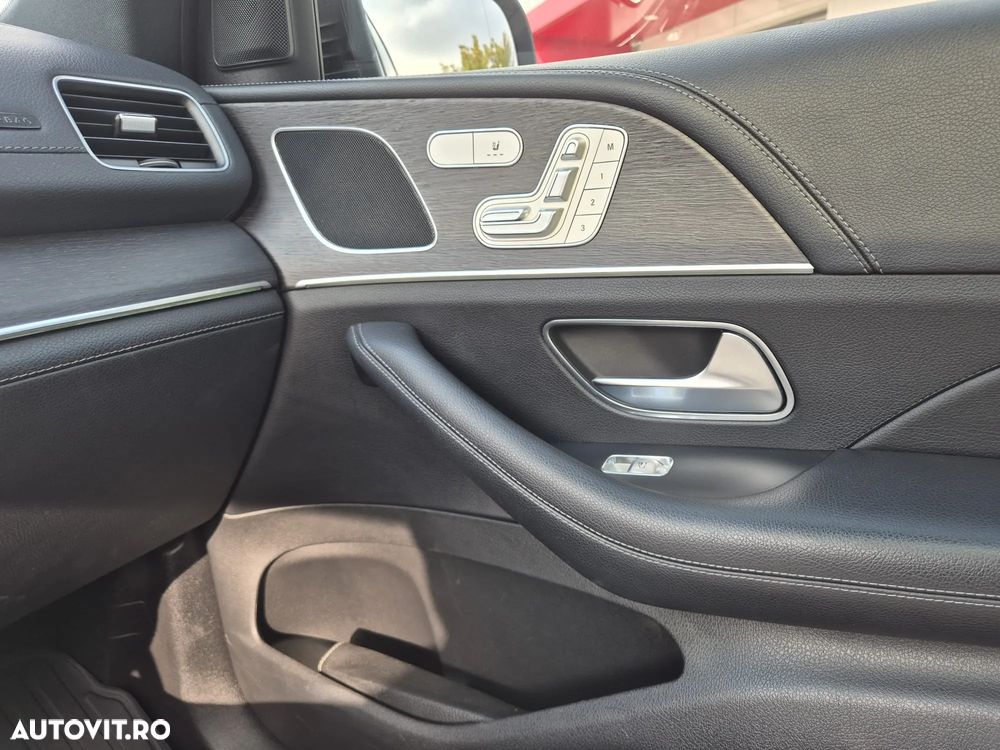 Mercedes-Benz GLE 300 d 4MATIC - 11
