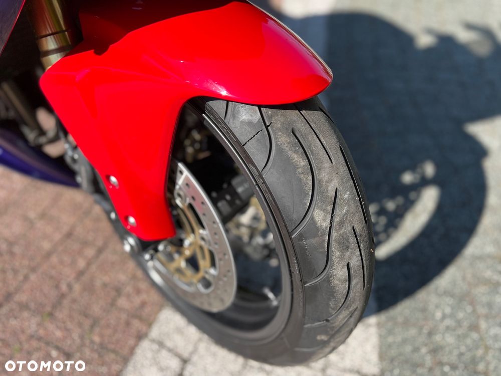 Honda CBR - 3