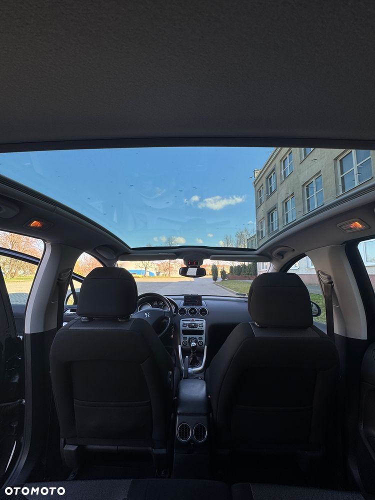 Peugeot 308 1.6 Premium Plus - 12