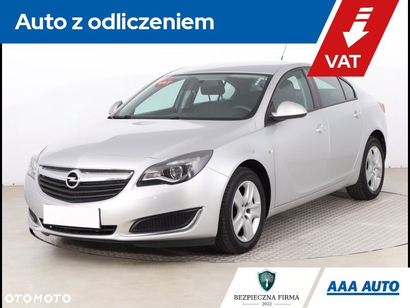 Opel Insignia - 1