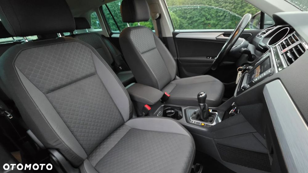 Volkswagen Tiguan 2.0 TDI BMT SCR Comfortline - 16