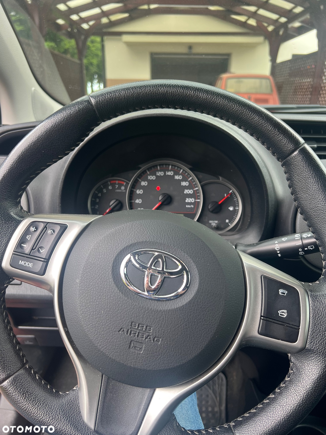 Toyota Yaris - 11