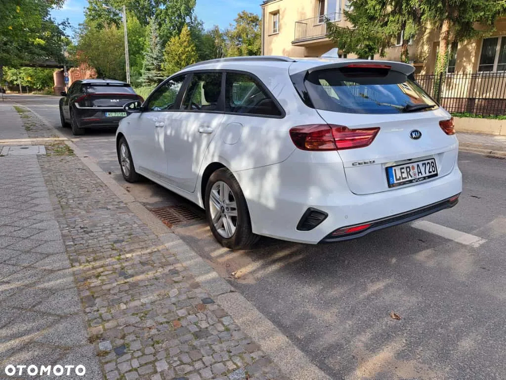 Kia Ceed SW 1.0 T-GDI OPF Edition 7 - 4