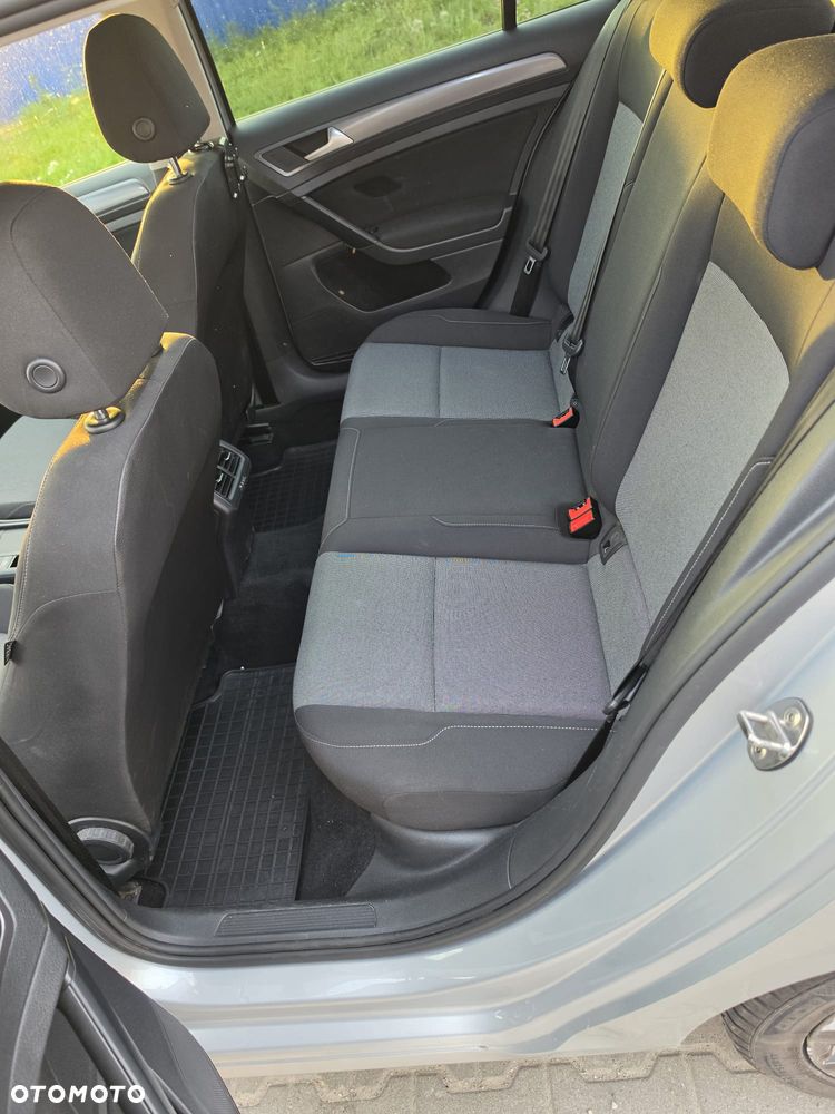 Volkswagen Golf 1.6 TDI BlueMotion Trendline - 27